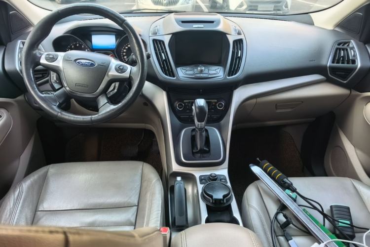 Used Ford Kuga 2013 1.6L GTDi 4x4 Elite Model Center Console