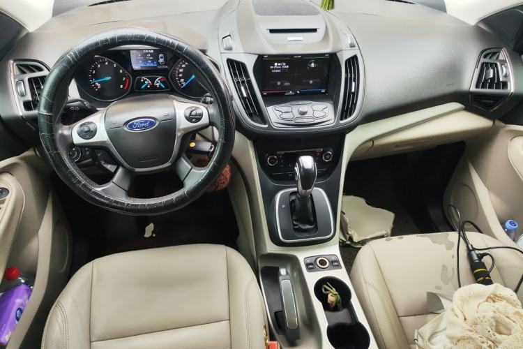 Used Ford Kuga 2013 1.6L GTDi 4x4 Elite Model Center Console