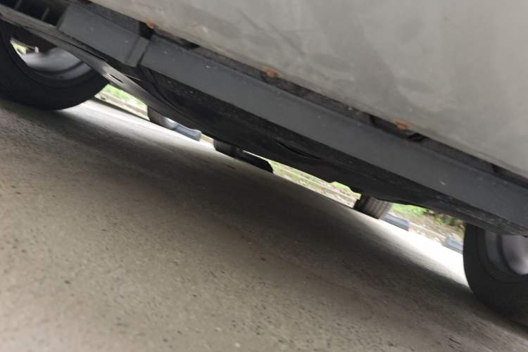 Used Ford Kuga 2013 2.0L GTDi Four-Wheel-Drive Sport Model Chassis Front
