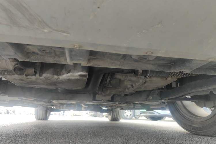 Used Ford Kuga 2013 2.0L GTDi Four-Wheel-Drive Sport Model Chassis Front