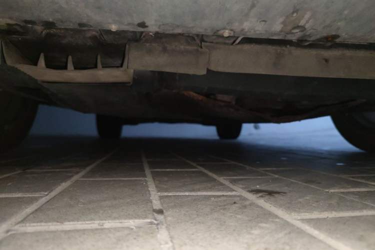 Used Ford Kuga 2013 2.0L GTDi Four-Wheel-Drive Sport Model Chassis Front