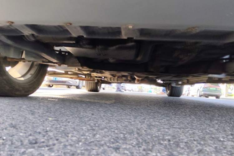 Used Ford Kuga 2013 2.0L GTDi Four-Wheel-Drive Sport Model Chassis Front