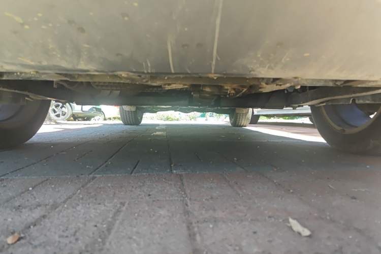 Used Ford Kuga 2013 1.6L GTDi Two-Wheel-Drive Trend Model Chassis Front
