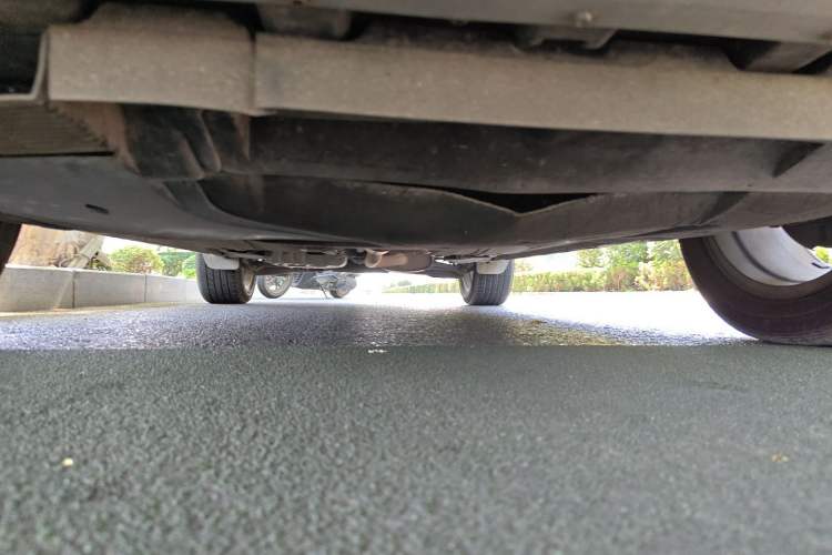 Used Ford Kuga 2013 1.6L GTDi 4x4 Elite Model Chassis Front