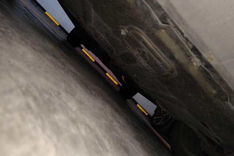 Used Ford Kuga 2013 2.0L GTDi Four-Wheel Drive Premium Model Chassis Front