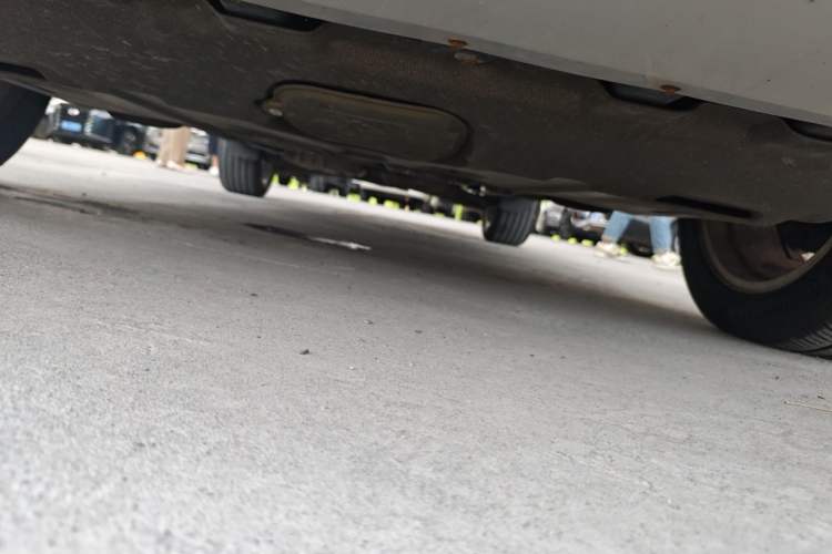 Used Ford Kuga 2013 2.0L GTDi Four-Wheel-Drive Elite Model Chassis Front