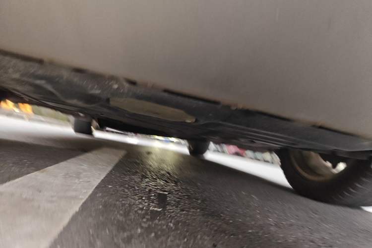 Used Ford Kuga 2013 1.6L GTDi Two-Wheel-Drive Trend Model Chassis Front