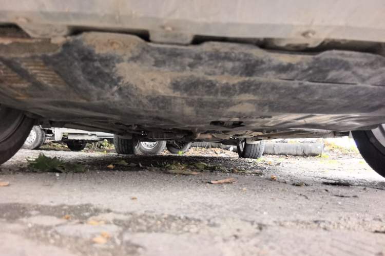 Used Ford Kuga 2013 2.0L GTDi Four-Wheel-Drive Sport Model Chassis Front