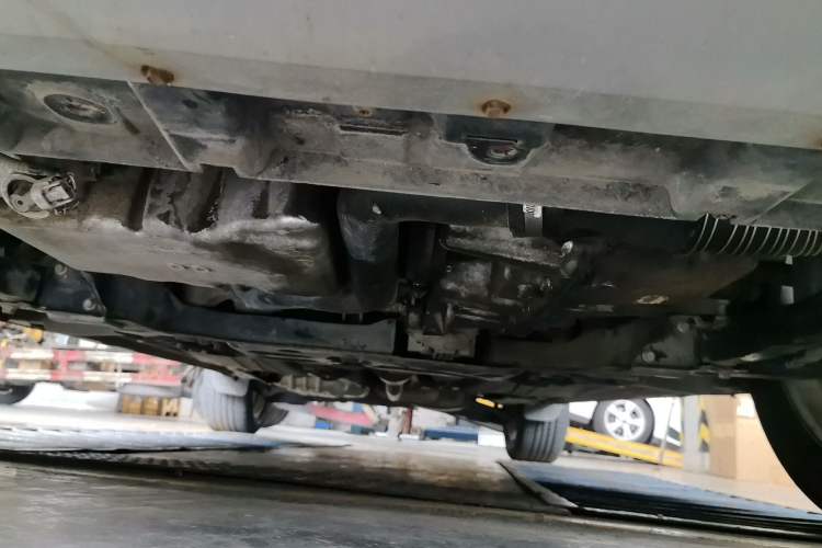 Used Ford Kuga 2013 2.0L GTDi Four-Wheel Drive Premium Model Chassis Front