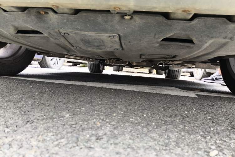 Used Ford Kuga 2013 2.0L GTDi Four-Wheel-Drive Sport Model Chassis Front