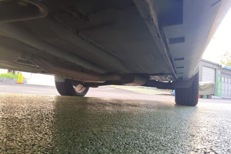 Used Ford Kuga 2013 1.6L GTDi Two-Wheel-Drive Trend Model Chassis Front Left