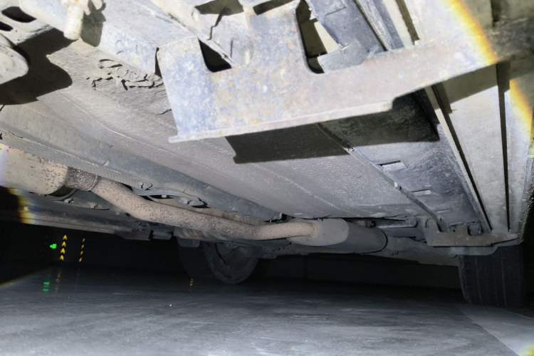 Used Ford Kuga 2013 2.0L GTDi Four-Wheel-Drive Sport Model Chassis Front Left