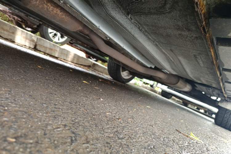Used Ford Kuga 2013 1.6L GTDi Two-Wheel-Drive Comfort Model Chassis Front Left