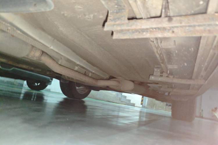 Used Ford Kuga 2013 1.6L GTDi Two-Wheel-Drive Trend Model Chassis Front Left