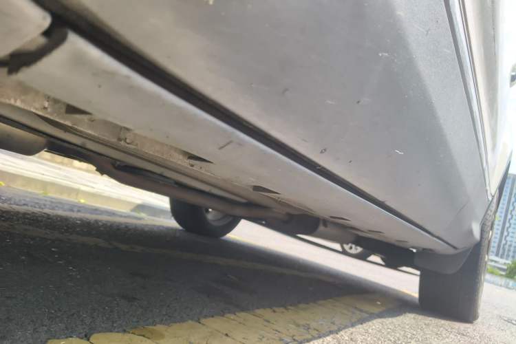 Used Ford Kuga 2013 2.0L GTDi Four-Wheel-Drive Elite Model Chassis Front Left