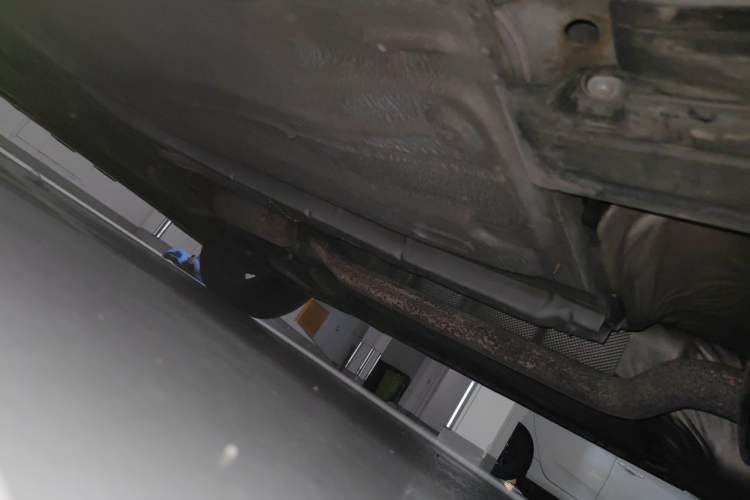 Used Ford Kuga 2013 1.6L GTDi Two-Wheel-Drive Trend Model Chassis Front Left