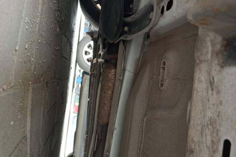 Used Ford Kuga 2013 1.6L GTDi Two-Wheel-Drive Comfort Model Chassis Front Left