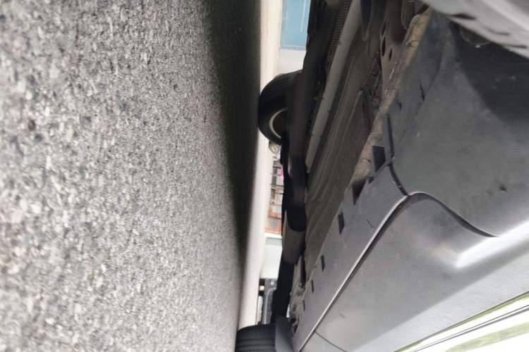 Used Ford Kuga 2013 1.6L GTDi 4x4 Elite Model Chassis Front Left