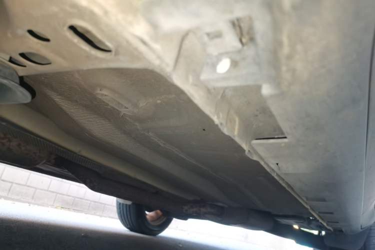 Used Ford Kuga 2013 1.6L GTDi Two-Wheel-Drive Comfort Model Chassis Front Left