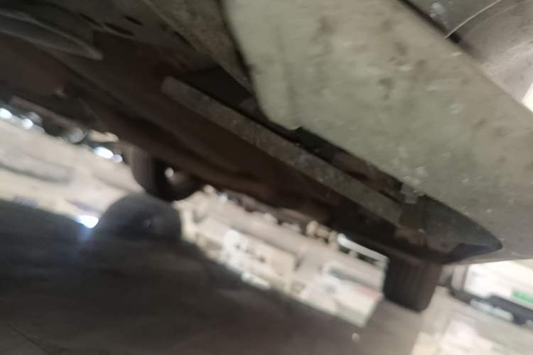 Used Ford Kuga 2013 2.0L GTDi Four-Wheel-Drive Sport Model Chassis Front Left
