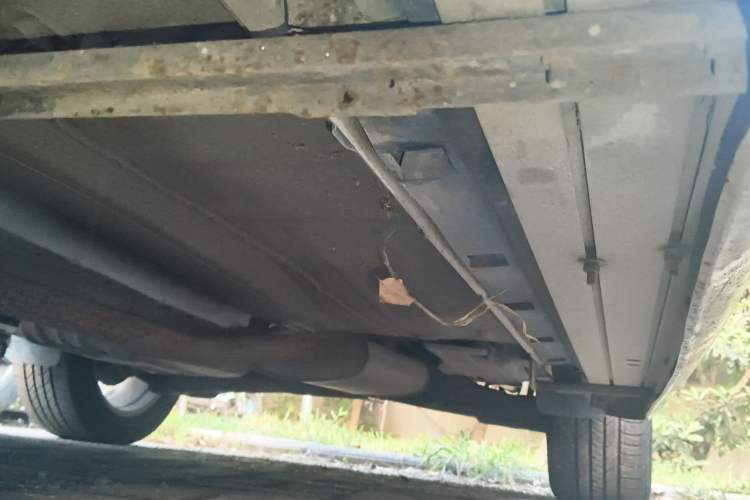 Used Ford Kuga 2013 1.6L GTDi Two-Wheel-Drive Trend Model Chassis Front Left