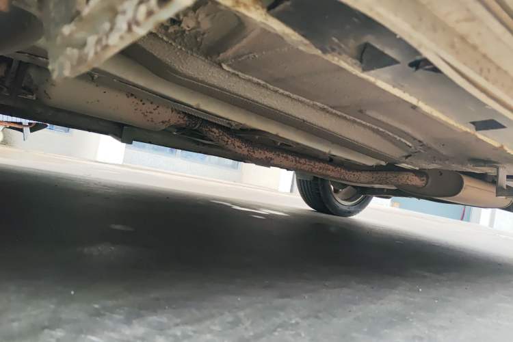Used Ford Kuga 2013 2.0L GTDi Four-Wheel-Drive Sport Model Chassis Front Left