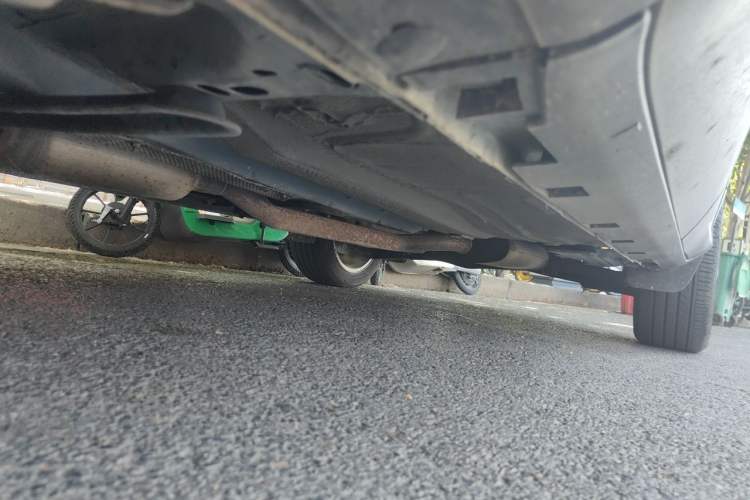 Used Ford Kuga 2013 2.0L GTDi Four-Wheel-Drive Elite Model Chassis Front Left