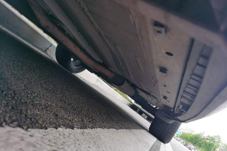 Used Ford Kuga 2013 2.0L GTDi Four-Wheel-Drive Sport Model Chassis Front Left