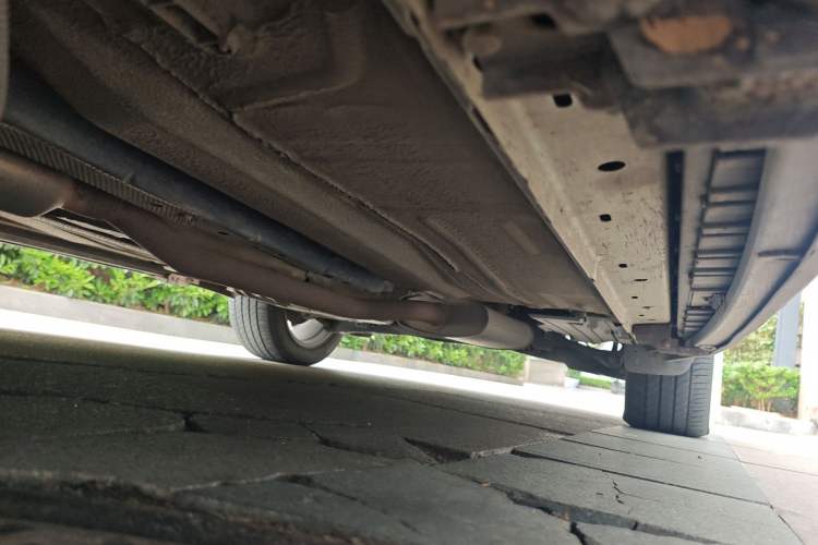 Used Ford Kuga 2013 1.6L GTDi Two-Wheel-Drive Comfort Model Chassis Front Left