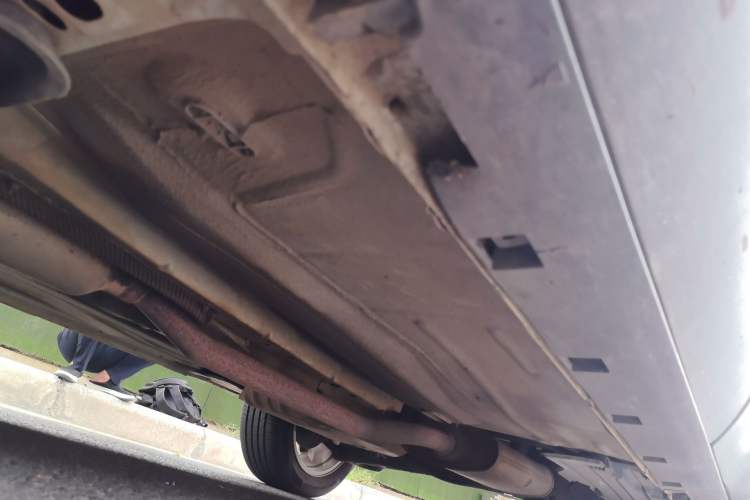 Used Ford Kuga 2013 1.6L GTDi Two-Wheel-Drive Trend Model Chassis Front Left