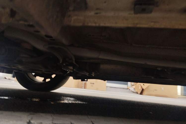 Used Ford Kuga 2013 2.0L GTDi Four-Wheel-Drive Sport Model Chassis Front Left