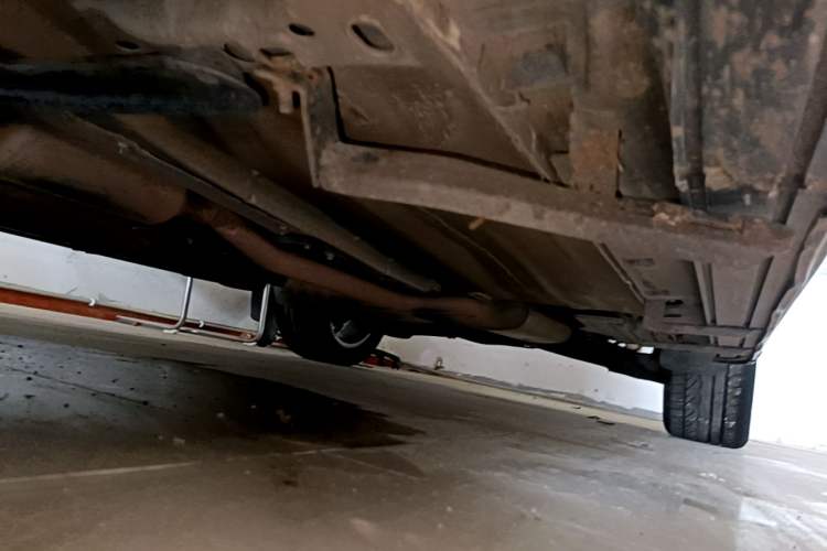 Used Ford Kuga 2013 2.0L GTDi Four-Wheel-Drive Sport Model Chassis Front Left