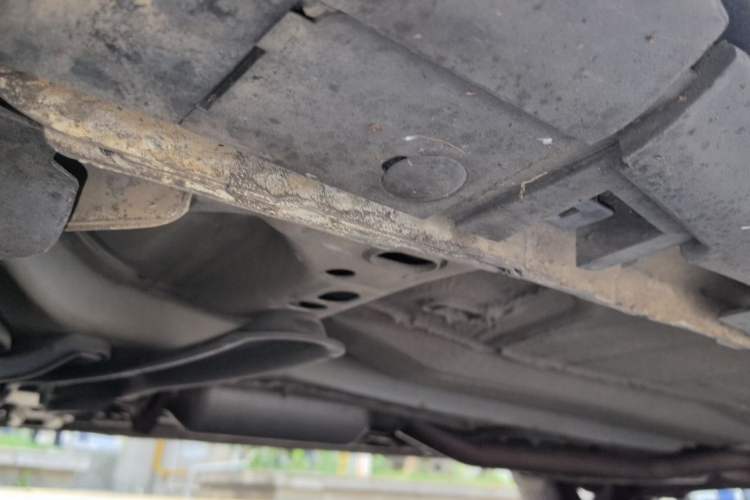 Used Ford Kuga 2013 2.0L GTDi Four-Wheel-Drive Elite Model Chassis Front Left