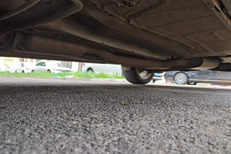 Used Ford Kuga 2013 1.6L GTDi Two-Wheel-Drive Trend Model Chassis Front Left
