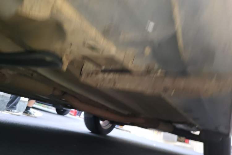 Used Ford Kuga 2013 1.6L GTDi Two-Wheel-Drive Trend Model Chassis Front Left