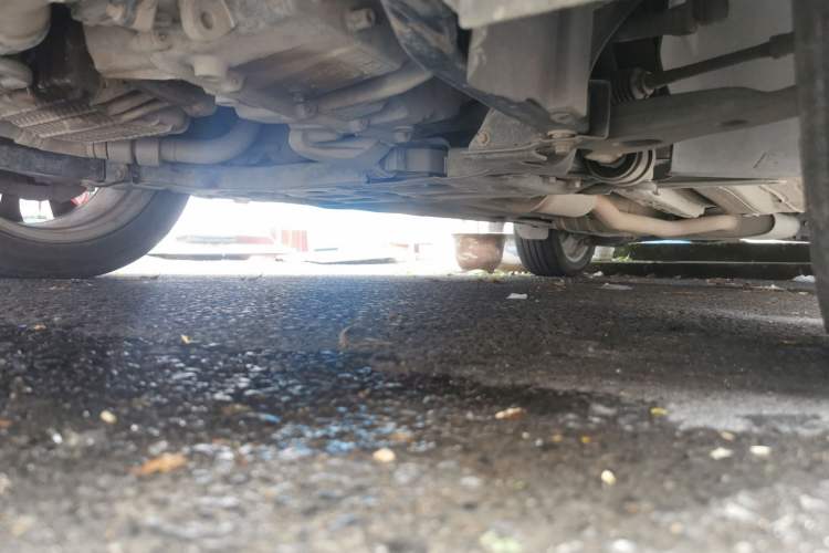Used Ford Kuga 2013 1.6L GTDi Two-Wheel-Drive Trend Model Chassis Front Left