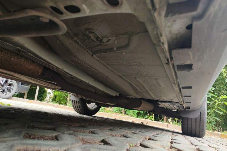 Used Ford Kuga 2013 1.6L GTDi Two-Wheel-Drive Trend Model Chassis Front Left