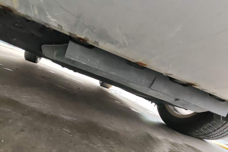 Used Ford Kuga 2013 2.0L GTDi Four-Wheel-Drive Sport Model Chassis Front