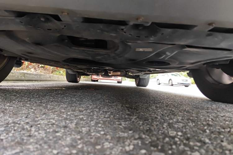 Used Ford Kuga 2013 2.0L GTDi Four-Wheel Drive Premium Model Chassis Front