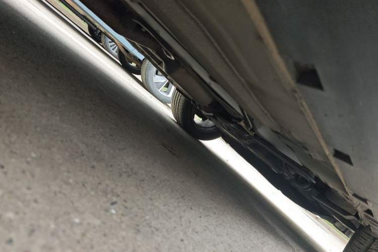 Used Ford Kuga 2013 2.0L GTDi Four-Wheel-Drive Sport Model Chassis Front Right