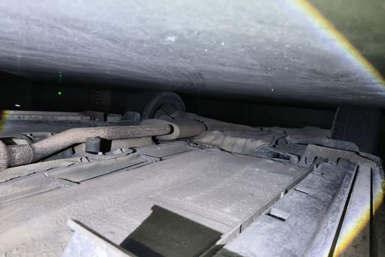 Used Ford Kuga 2013 2.0L GTDi Four-Wheel-Drive Sport Model Chassis Front Right