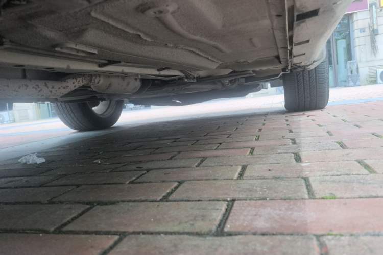 Used Ford Kuga 2013 1.6L GTDi Two-Wheel-Drive Trend Model Chassis Front Right
