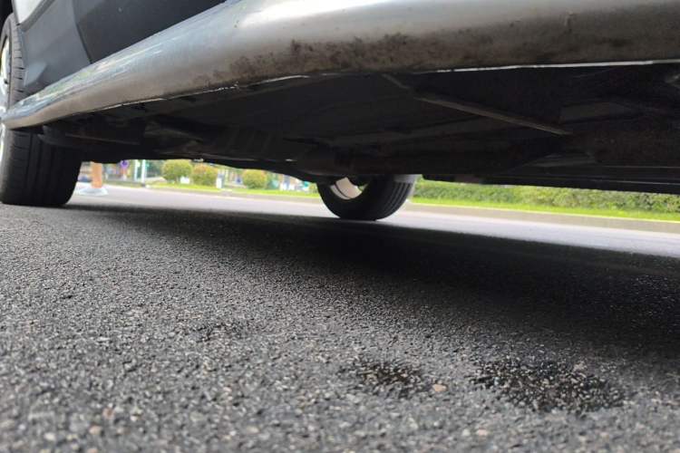 Used Ford Kuga 2013 1.6L GTDi Two-Wheel-Drive Trend Model Chassis Front Right