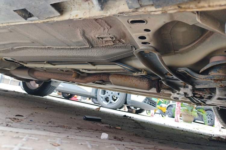 Used Ford Kuga 2013 1.6L GTDi 4x4 Elite Model Chassis Front Right