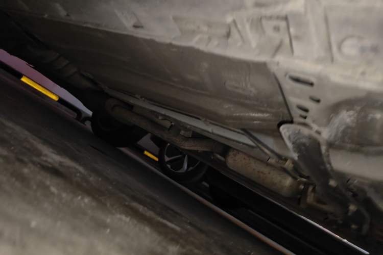 Used Ford Kuga 2013 2.0L GTDi Four-Wheel Drive Premium Model Chassis Front Right