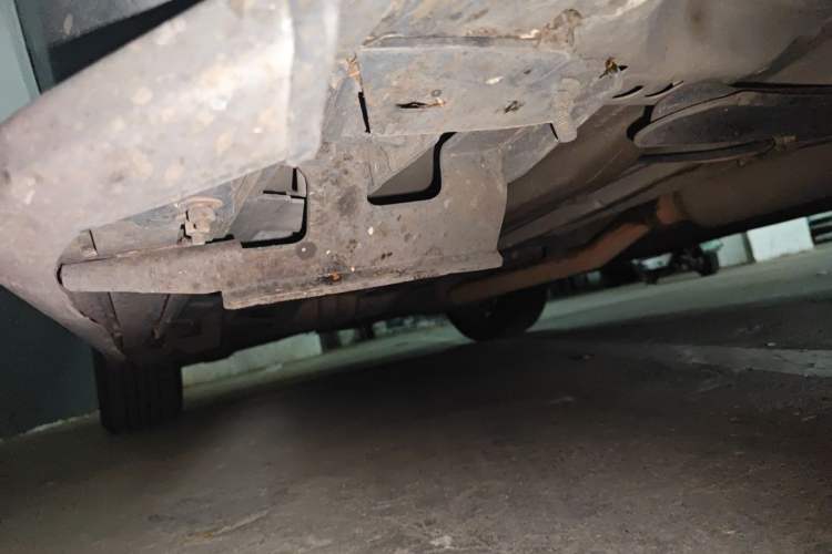Used Ford Kuga 2013 1.6L GTDi 4x4 Elite Model Chassis Front Right