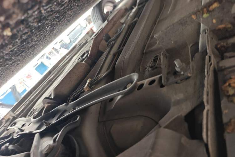 Used Ford Kuga 2013 2.0L GTDi Four-Wheel-Drive Sport Model Chassis Front Right