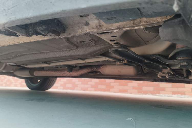 Used Ford Kuga 2013 2.0L GTDi Four-Wheel-Drive Sport Model Chassis Front Right