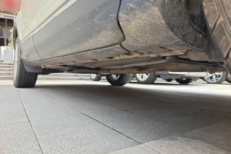 Used Ford Kuga 2013 2.0L GTDi Four-Wheel-Drive Sport Model Chassis Front Right