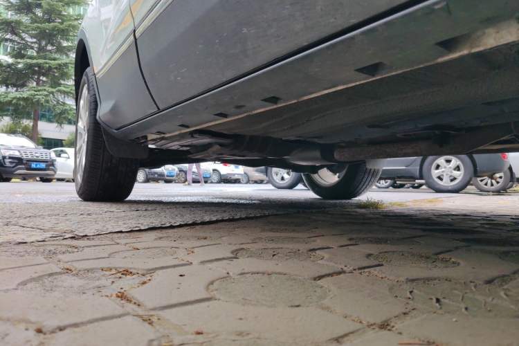 Used Ford Kuga 2013 2.0L GTDi Four-Wheel-Drive Elite Model Chassis Front Right